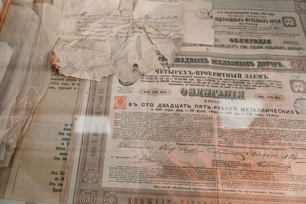 Why You Can’t Ignore javascript for blockchain development (Even If You Love Solidity)
